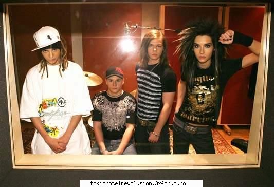 Tokio Hotel - ***InG3RaSuL TaU PuFo - Fotografii