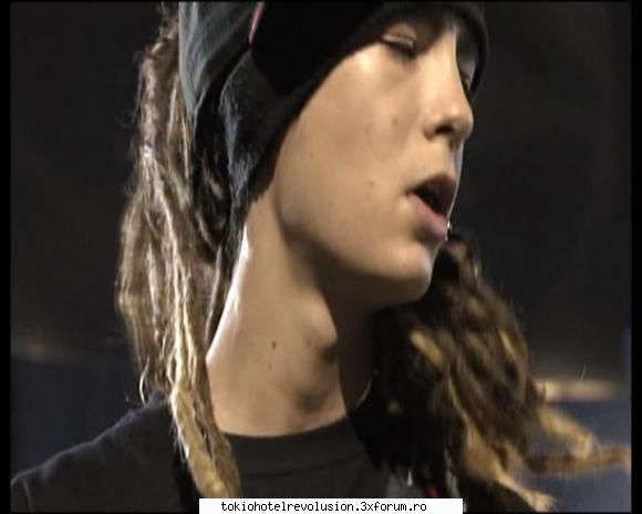 Tokio Hotel DVD ZIMMER 483 - am shi eu ceva poze extrase de mine deci sunt - Arhiva Privata / Private Archive