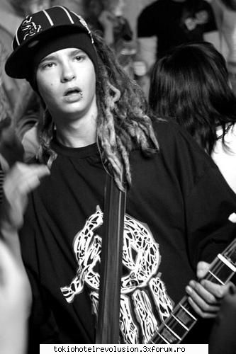Tom - hottest guitarrist - Fotografii