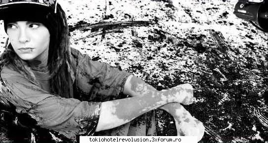 Tom - ]] ce frumos e .. pupaciosul :> x ;x - Fotografii
