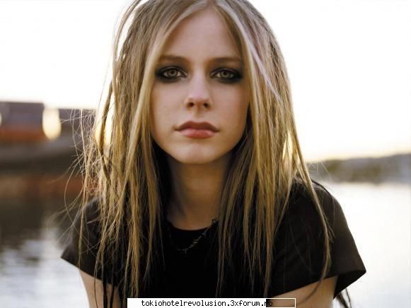 avril lavigne - sooper tare tipa :x:X:X:X aduor mel ei - Muzică