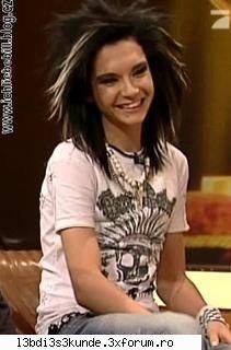 ce e bill?emo,punk rock..goth? - stilul lui?pai seaman cu bill kaulitz..nu - Arhiva Generala /General Archive
