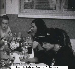 clip-vrem TH in Romania - ma face sa plang - Arhiva Generala /General Archive