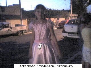 clip cu noi - fetelor ea este deea4bill am vb cu ea si a zis ca - Arhiva Generala /General Archive