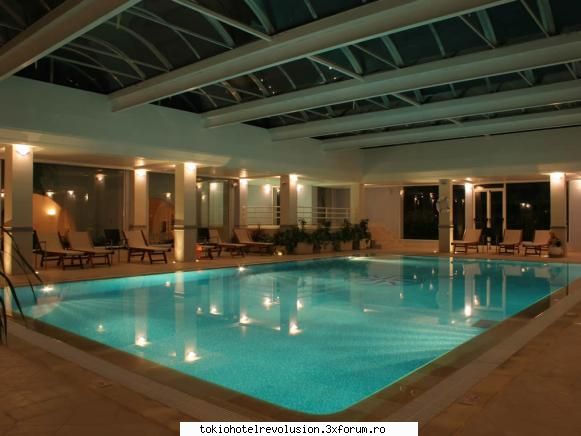 cred ca poti sa fii iubita mea - appp am uitat casa lui avril piscina acoperita - Fan Fiction Archive