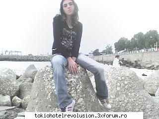 demon@kid - nu il plac pe tzone :x nu mai minti :x dar fie - Fotografii cu utilizatorii