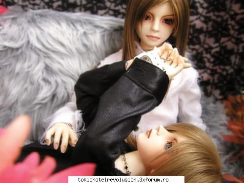 dollfies - Sendy Claus Takes Drugs - Arhiva Generala /General Archive