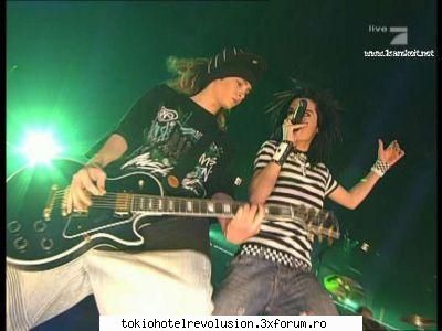 fun with bill and tom! - B !!!SCHREI!!!bah nu fi SCHREI!!! nesi!!!zi - Gemenii Kaulitz