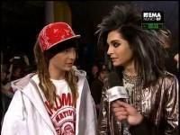 fun with bill and tom! - reporterul tom kte prietena a avut bill? B ii - Gemenii Kaulitz
