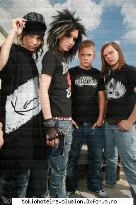 fun with th!!! - saracu' bebe tommy! b: yeah, really rock-star! - Arhiva Generala /General Archive