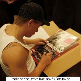 gusti si-a facut tatuaj - Adry - Arhiva Generala /General Archive