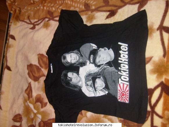 tricoul oficial din 2006 :zzz: haine cu th