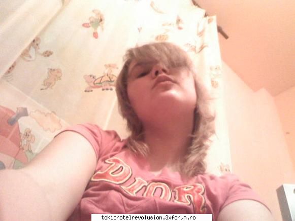 me amy_kaulitz - ale te spanzur bretonu meu statea k naiba si sani - Fotografii cu utilizatorii