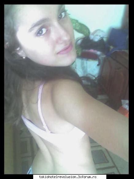 me valentina... - gata ca acum am venit de la taara :* poooooop ooo - Fotografii cu utilizatorii