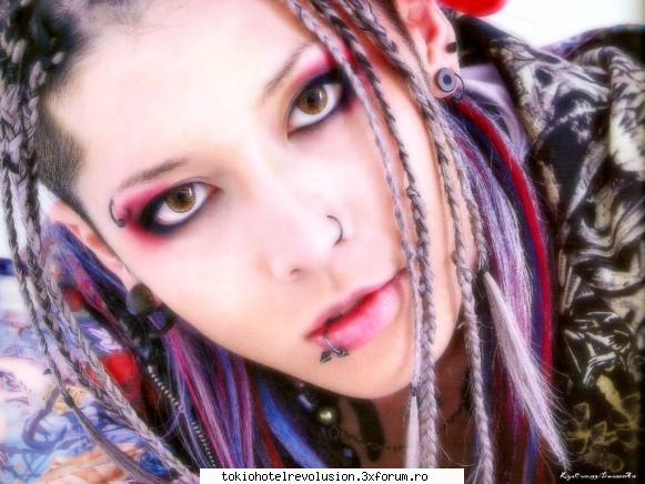 miyavi - stiu ce zici Miyavi e total peste super ii - Muzică