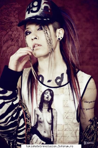 miyavi - e bilingv vbeste eng fluent e si mare inspiratie - Muzică