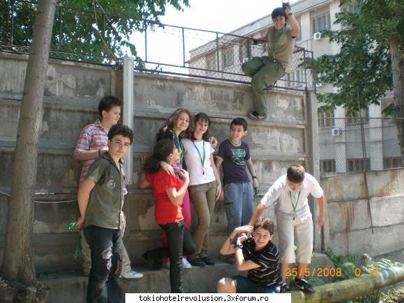 o printesa isterica - eu (proasta dintre tipa cu tricou alb si tipa cu - Fotografii cu utilizatorii