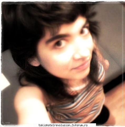 ou ieah [;;)] - in sf ...privesc spre camera - Fotografii cu utilizatorii