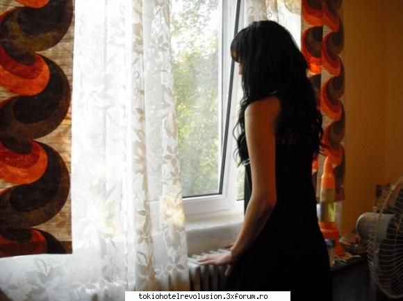 why me? - I think i love you.....oare e posibil ca eu sa ma - Fan Fiction Archive